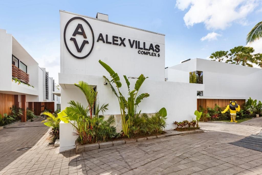 Gallery AV Complex 5