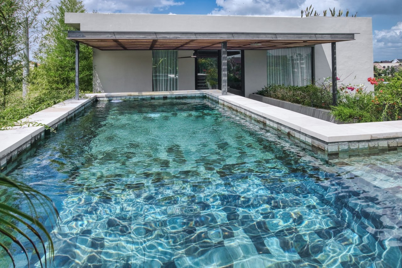 Gallery Villa in Perereran